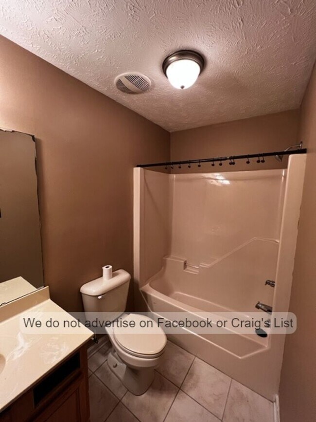Building Photo - South Hampton at Timberlake- Dickens