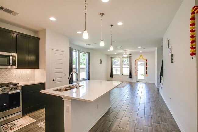 Building Photo - 1833 Turtle Bay Loop