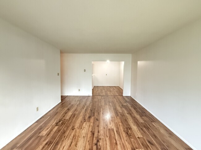 Photo du bâtiment - 1480-1480 Boundary Crescent