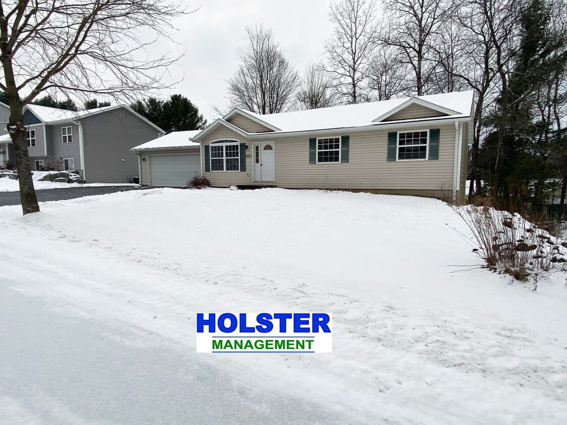 Primary Photo - Updated 4-Bedroom, 3-Bath Home with Walk-O...