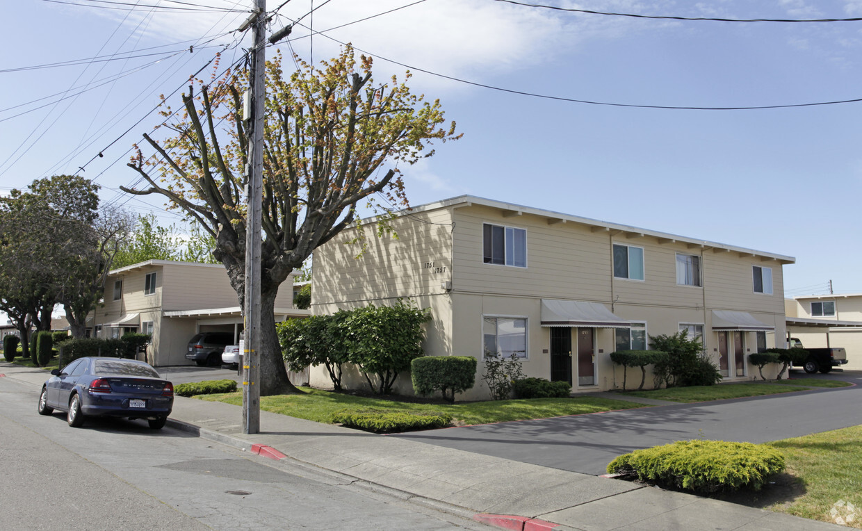 Foto del edificio - Orchard Townhomes