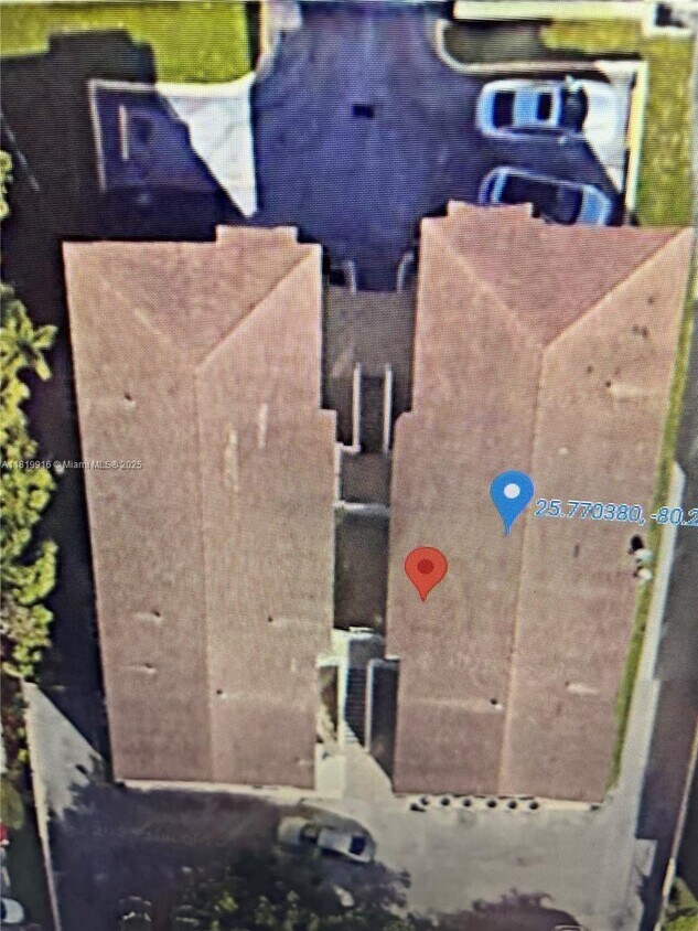 Building Photo - 1140 SW 3rd St