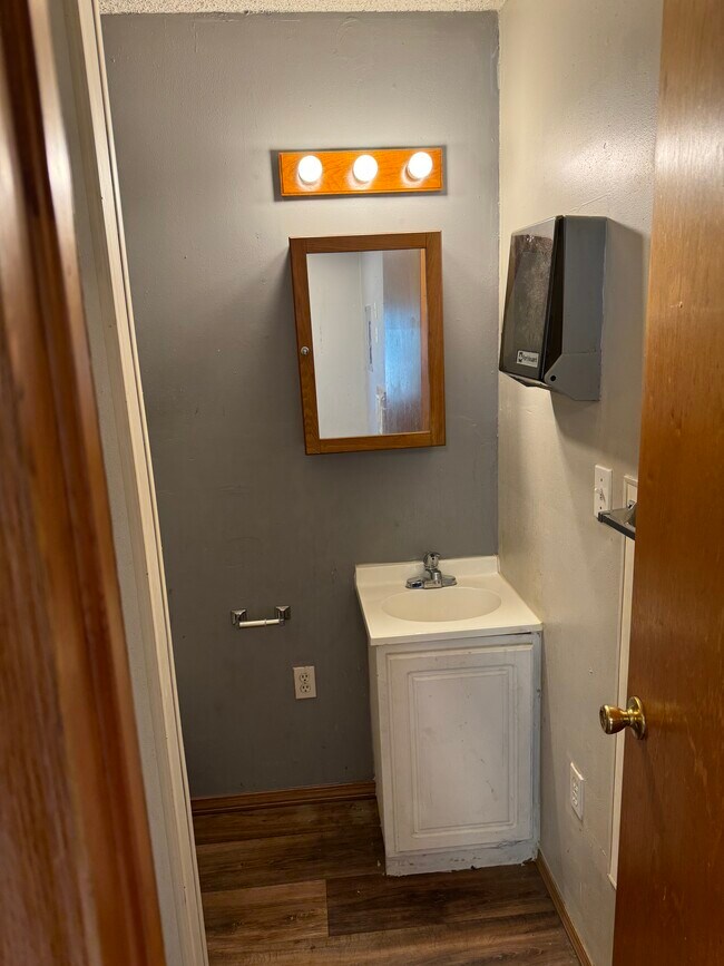 Foto del edificio - 227-4000 4000 Rd