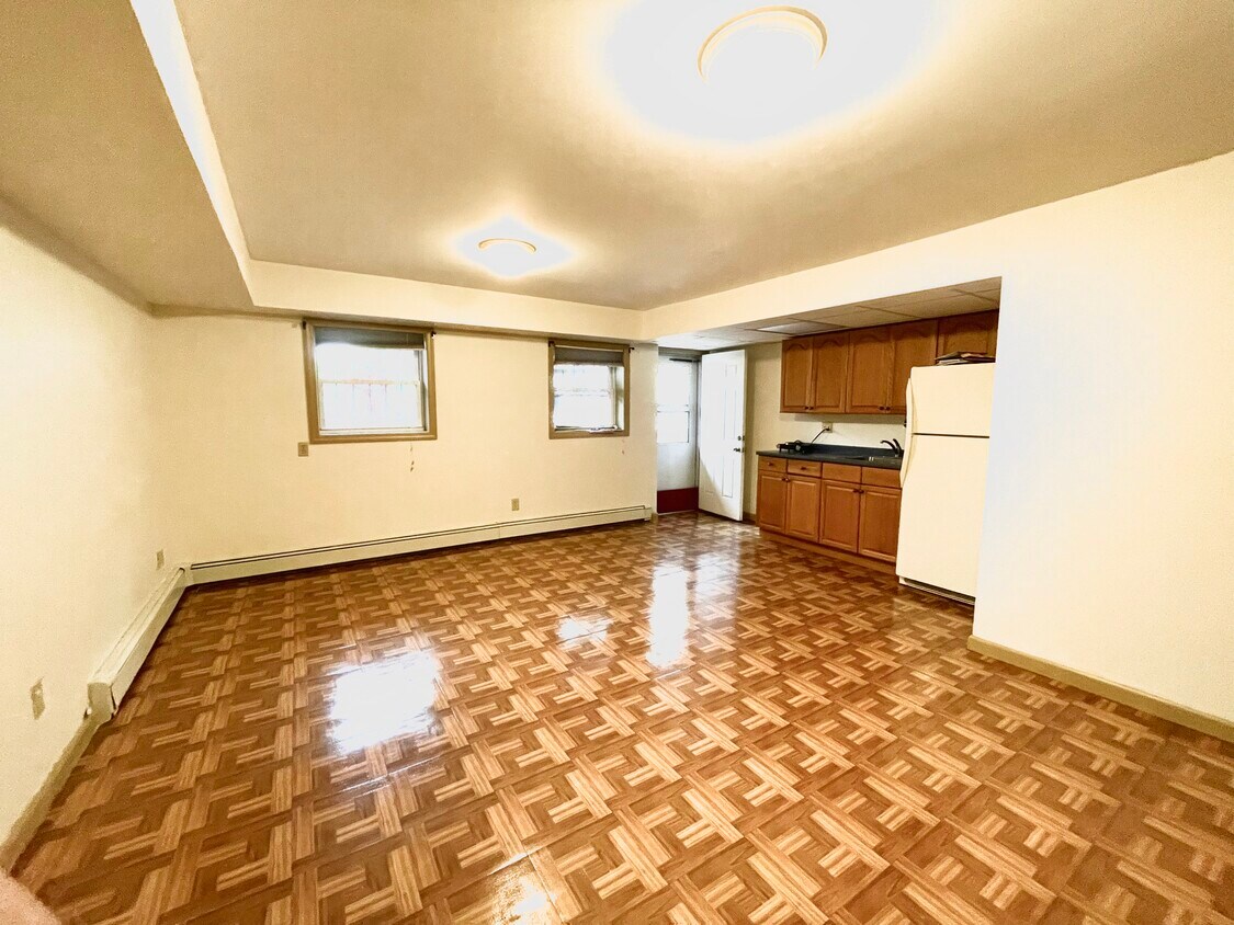 3088 49th St, Astoria, NY 11103 House for Rent in Astoria, NY