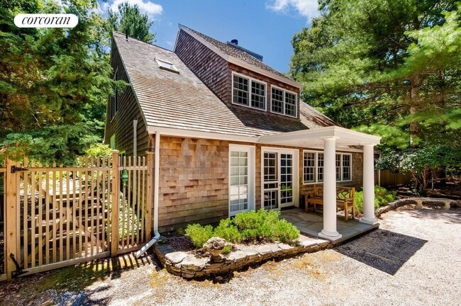 Building Photo - 8 White Pine Rd