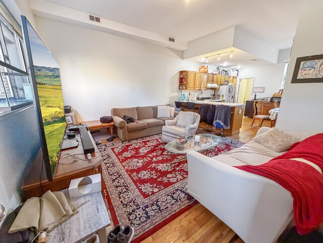 Foto del edificio - 255 4th St