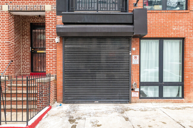 Building Photo - 157 Erasmus St