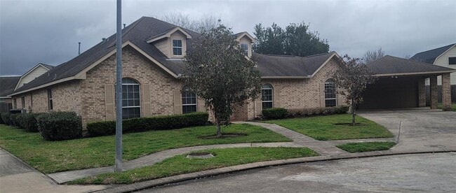 Building Photo - 3501 Carson Ct