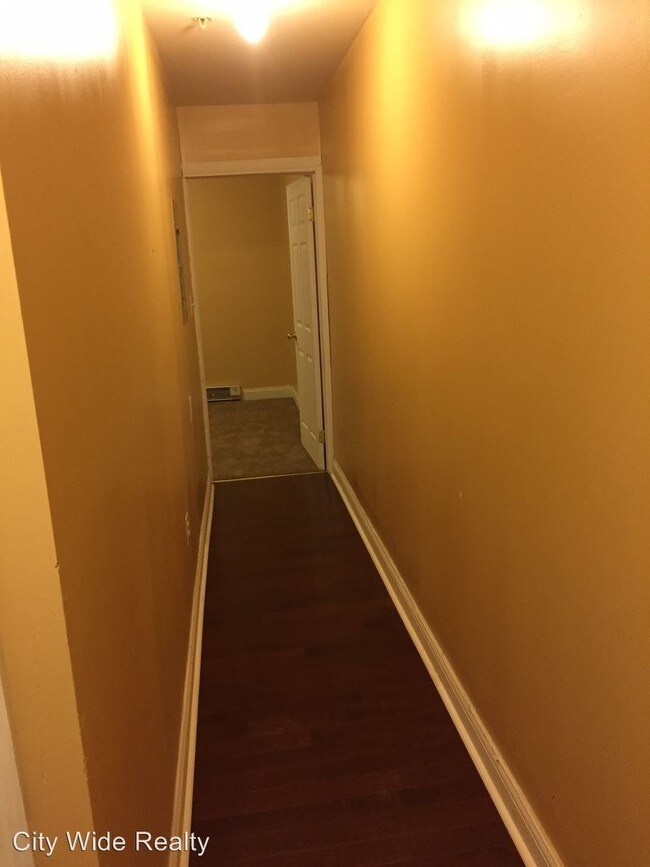 Foto del edificio - 729 N 43rd St