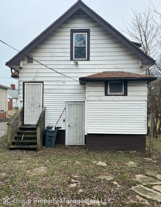 Building Photo - 4472 E 158th St
