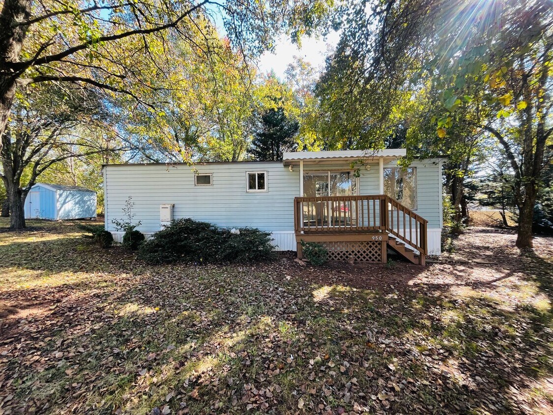 Foto principal - 954 Johnson Rd