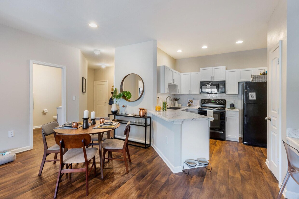 Galleria Village 1616 Galleria Club Ln Charlotte, NC