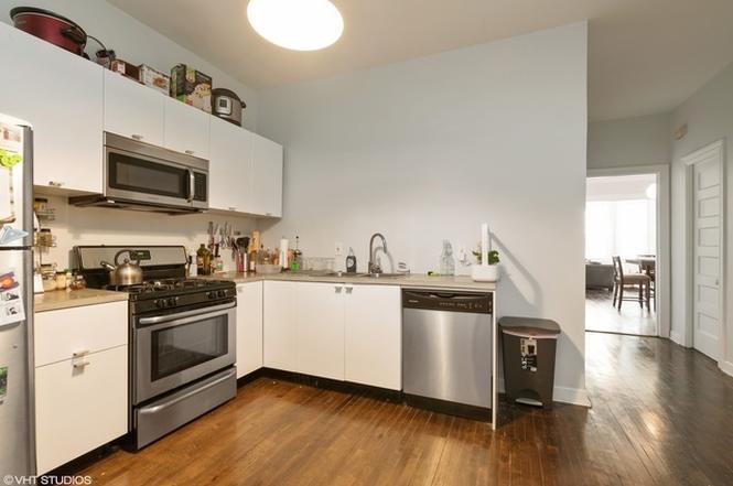 Foto del edificio - 2329 N Albany Ave