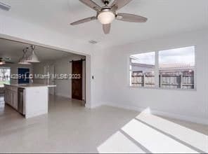 Building Photo - 3 br, 2 bath House - 4610 SW 34th Dr