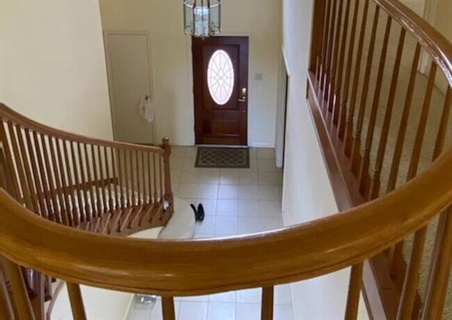 Building Photo - 542 Kingfisher Dr