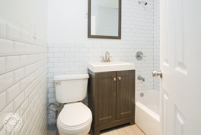Foto del edificio - 1238 Bedford Ave