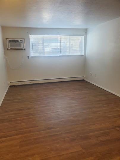 Building Photo - 1205 Moran Ave