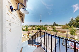 Building Photo - 104 Veranda Ln SE