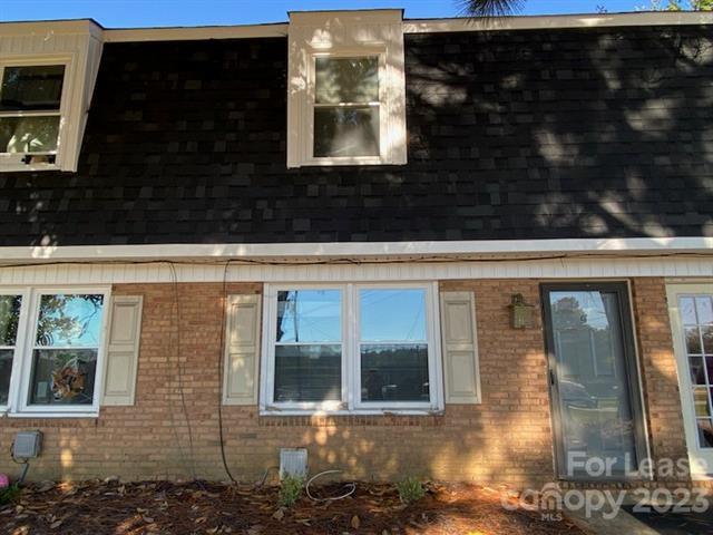 Primary Photo - 1109 Gaston St