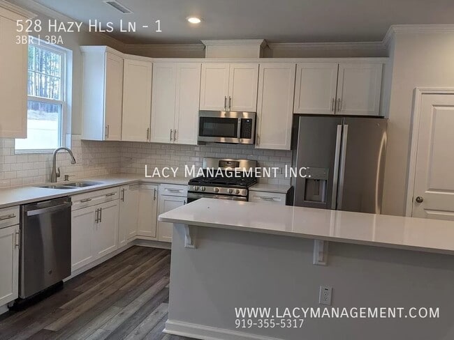 Foto del edificio - 528 Hazy Hls Ln