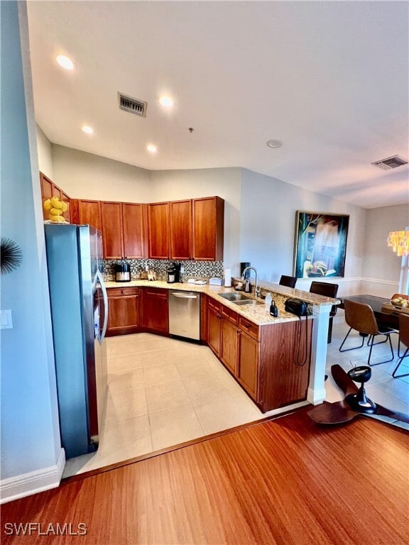 Building Photo - 10091 Lake Cove Dr
