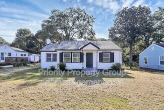 Building Photo - 1104 Linwood Rd