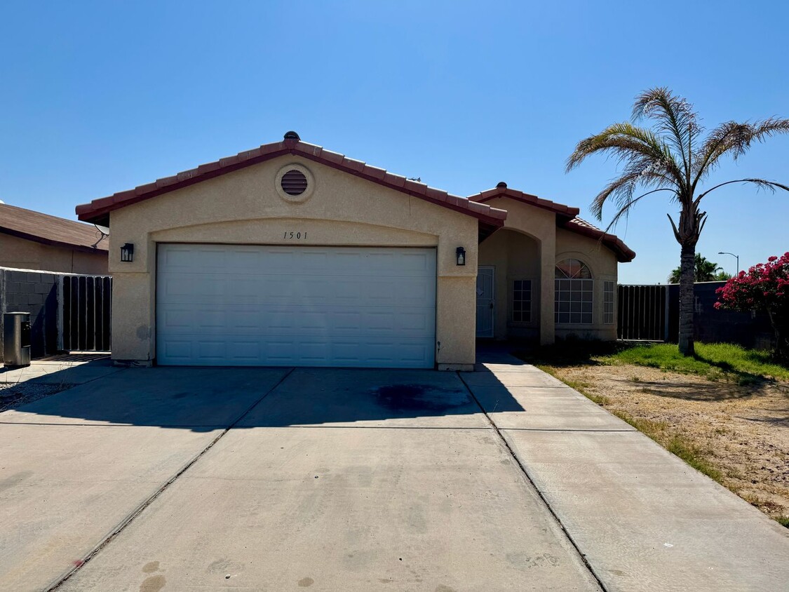 Primary Photo - Three bedroom two bath San Luis home