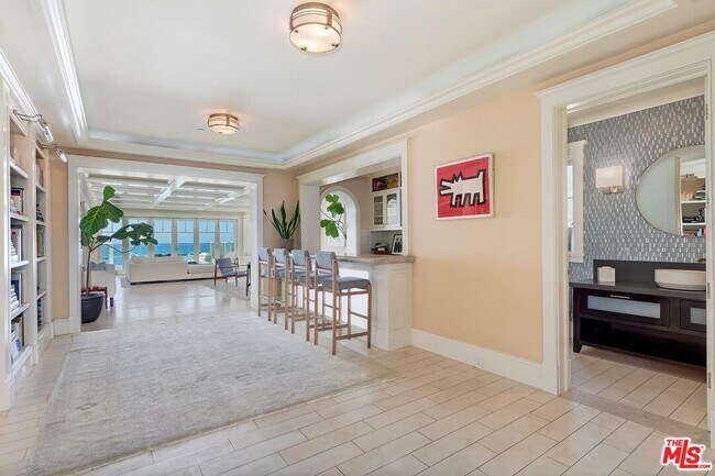 Foto del edificio - 119 Malibu Colony Rd