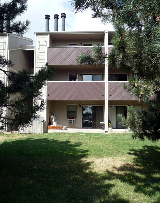 Foto del edificio - 3431 Stover St