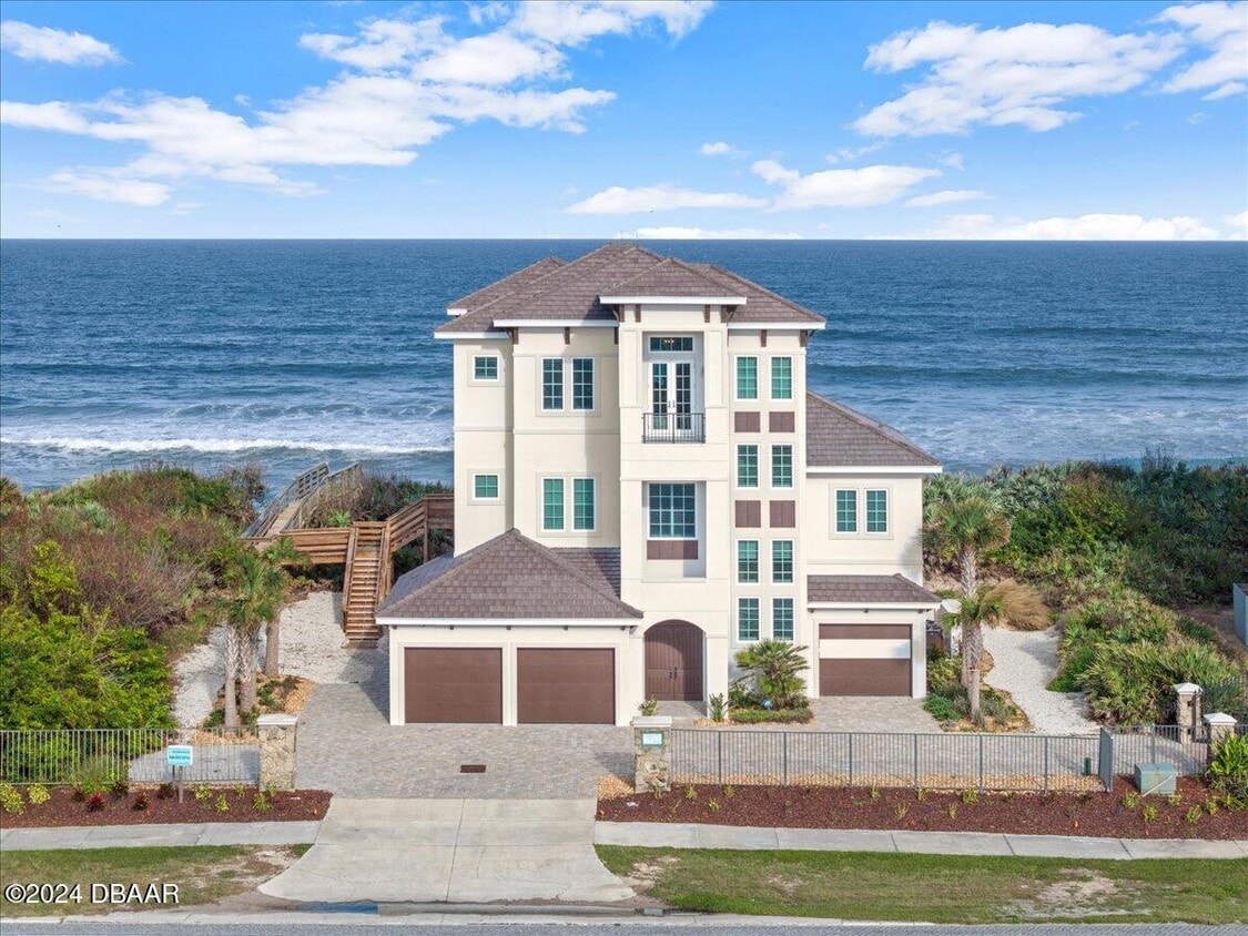 Foto principal - 3771 N Ocean Shore Blvd