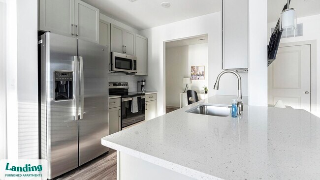 Foto del edificio - 2740 Village Crossing Blvd