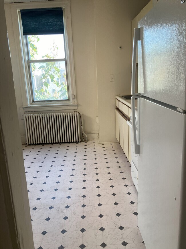 Building Photo - 615 E Passyunk Ave