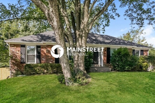 Foto del edificio - 4 Bedroom Pet-Friendly Home in Louisville, KY with Main Street Renewal