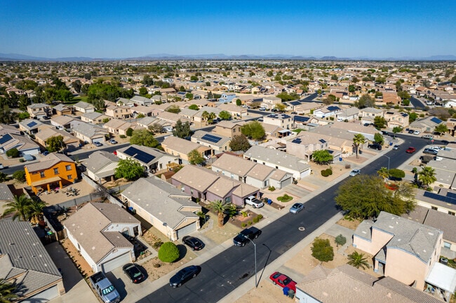 El Mirage is a scenic community with a desert vibe.