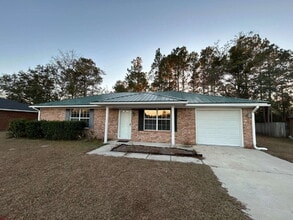 Building Photo - 1272 Baxter St