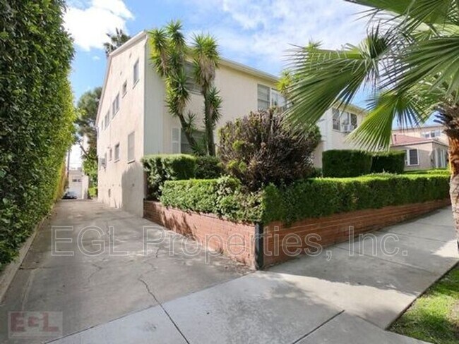 Foto del edificio - 1235 Havenhurst Dr