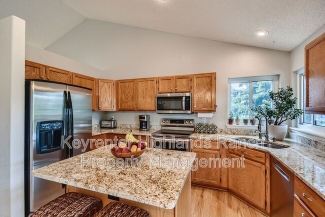Building Photo - 9948 Deer Creek Ln