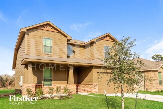 Foto del edificio - 14705 Country Club Dr
