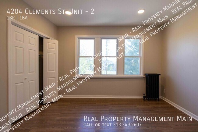 Building Photo - 4204 Clements St