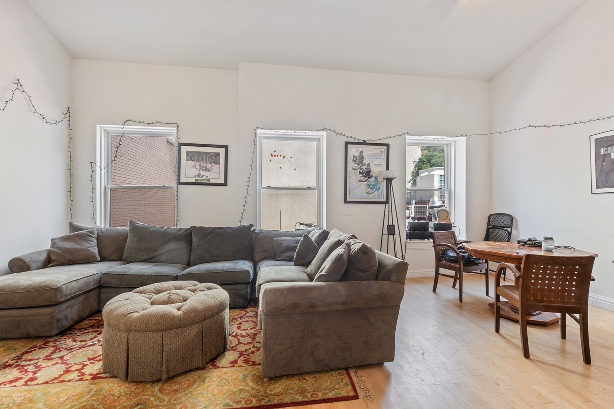 Foto principal - 157 Bleecker St