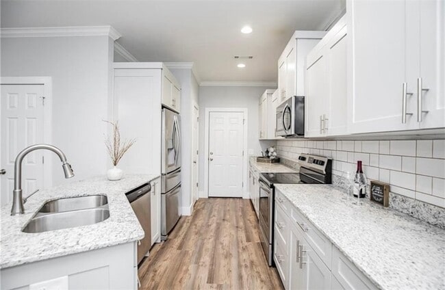 Foto del edificio - 43 Allendale Dr