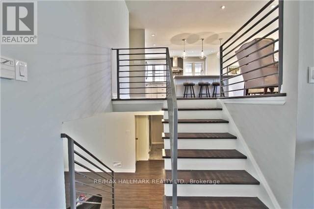 Building Photo - 208 Pine Cove Rd