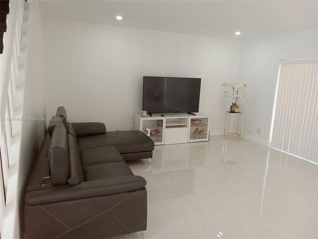 Foto del edificio - 8224 NW 9th Ct