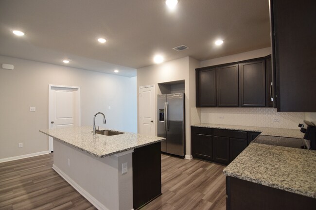 Building Photo - 7113 McGregor Lp