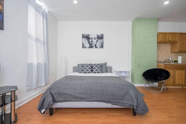 Foto del edificio - Beautiful studio in south st available Aug...