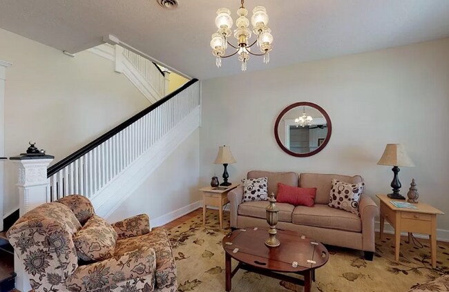 Foto del edificio - 178 W Broadway St