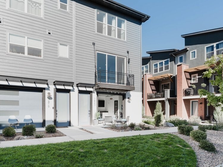 Foto principal - 7823 W 43rd Pl