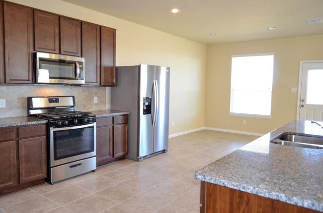 Building Photo - 3550 Paganini Pl