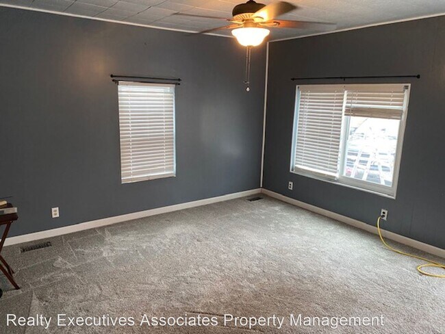 Foto del edificio - 2 br, 1 bath House - 224 Russell Road