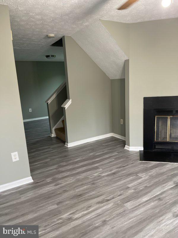 Building Photo - 510 Boysenberry Ln
